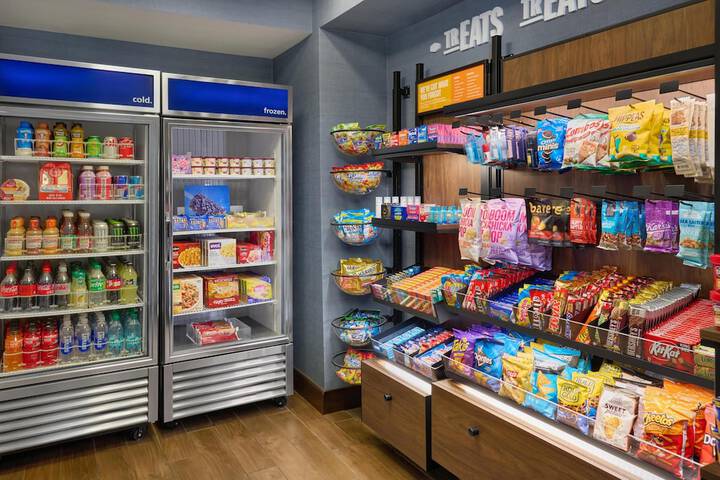 Hampton Inn & Suites Detroit / Troy