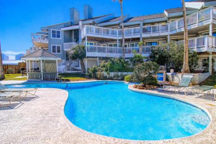Mustang Memories 1 Br condo