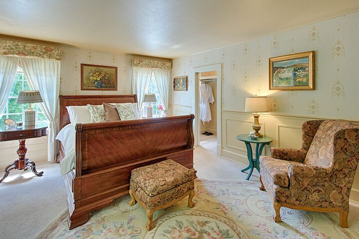 Room 43 of 121