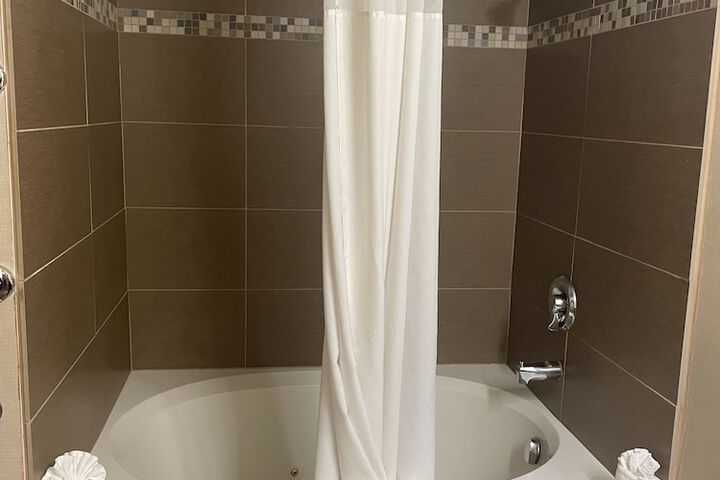 Country Inn & Suites by Radisson Madison, WI