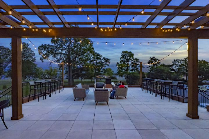 Terrace/Patio 112 of 117