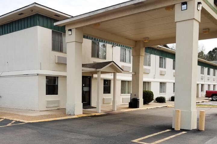Motel 6 Hope AR