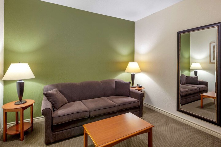 Room 39 of 52