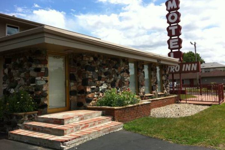 METRO INN MOTEL