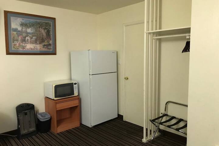 Room 16 of 22