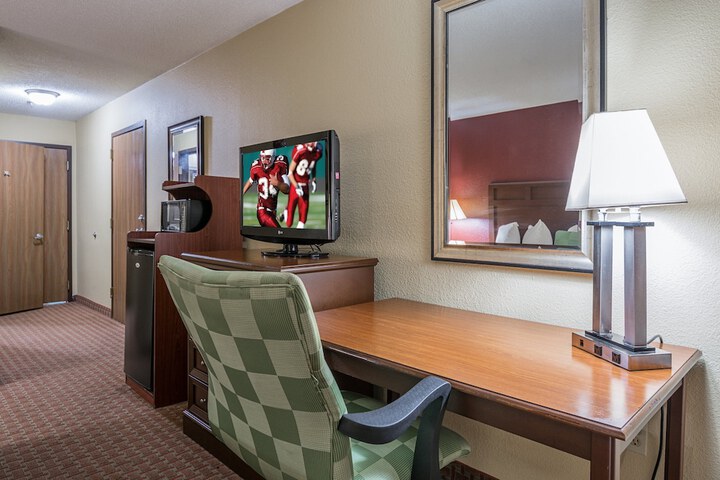 Room 52 of 61