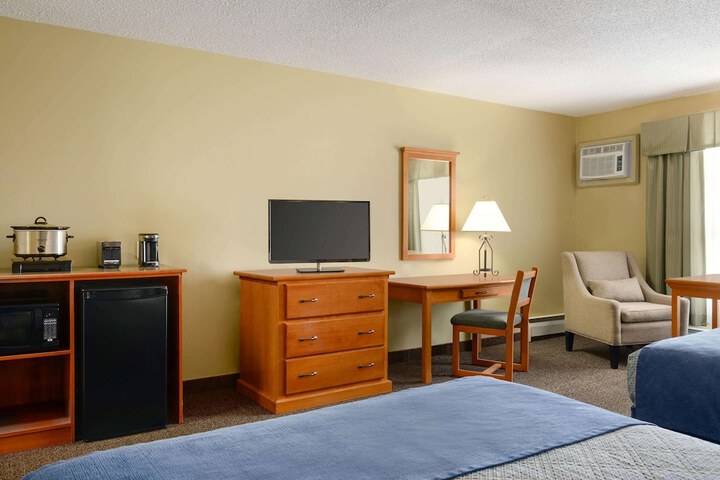 Travelodge by Wyndham Edson