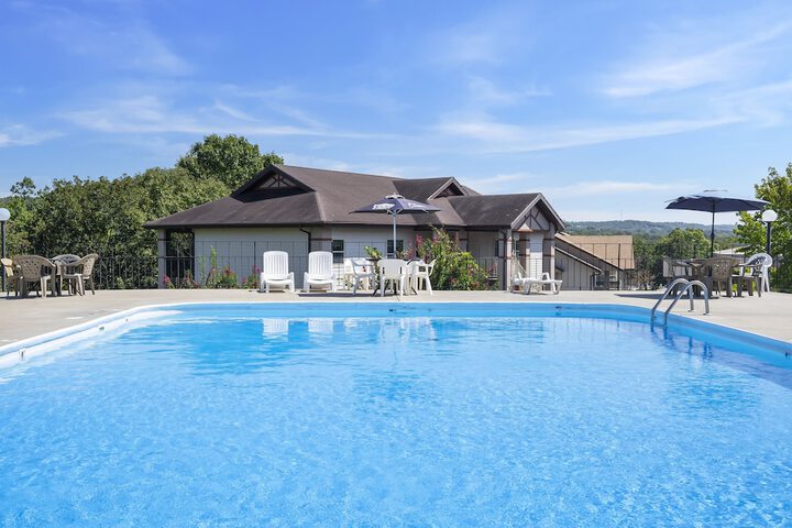 Pool 10 of 152