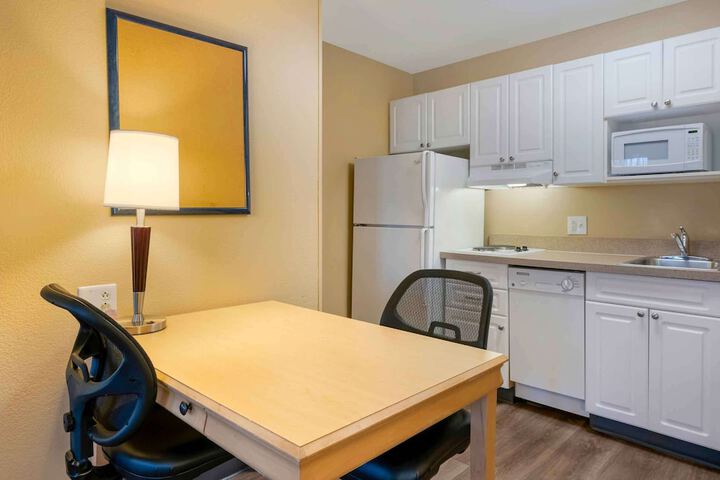 Room 16 of 31