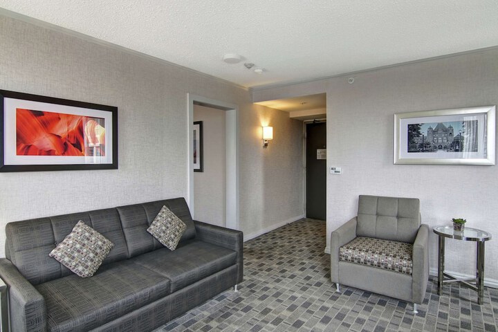 Room 38 of 116