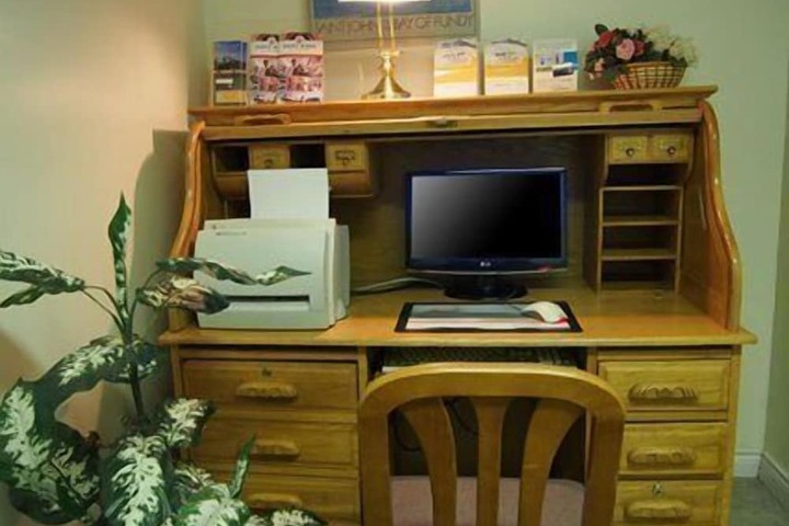 Business Center 45 of 48