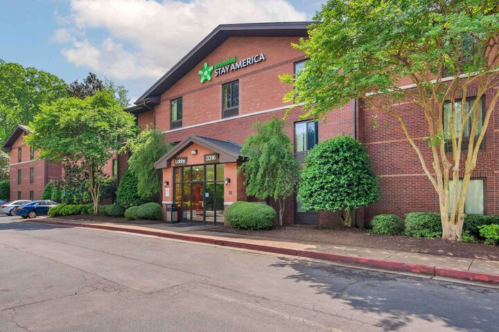 Hotel 2 of 32