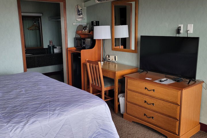 Room 8 of 21