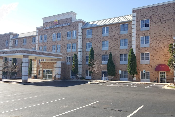 Hotel 2 of 29