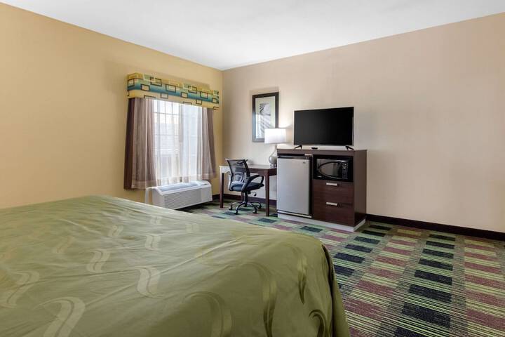 Room 21 of 36