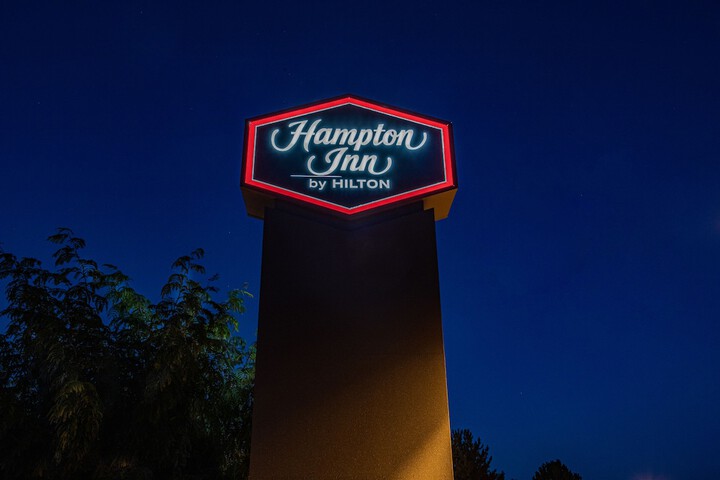 Hotel 3 of 55