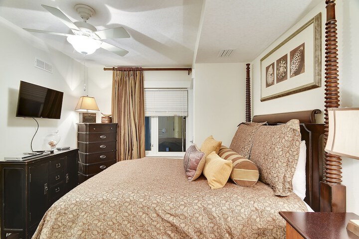 Room 195 of 308