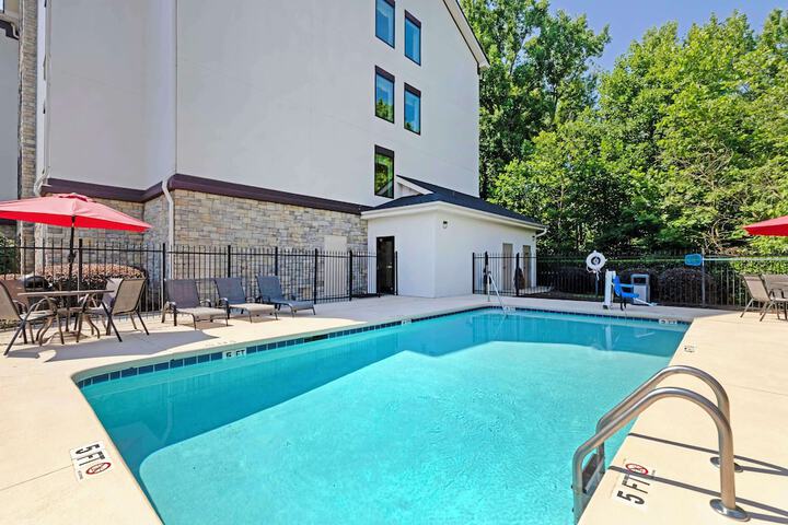 Pool 3 of 35