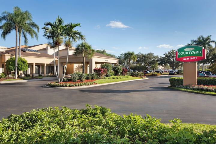 Courtyard by Marriott Fort Myers Cape Coral