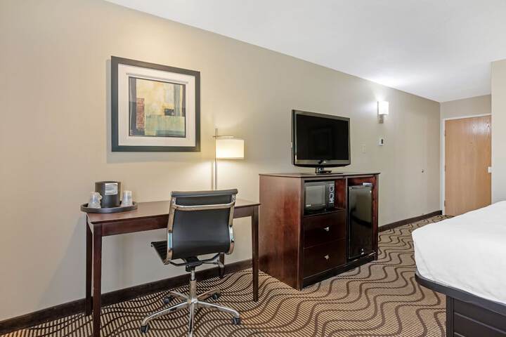 Best Western Plus Lonoke Hotel