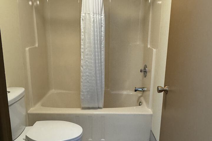 Room 15 of 23