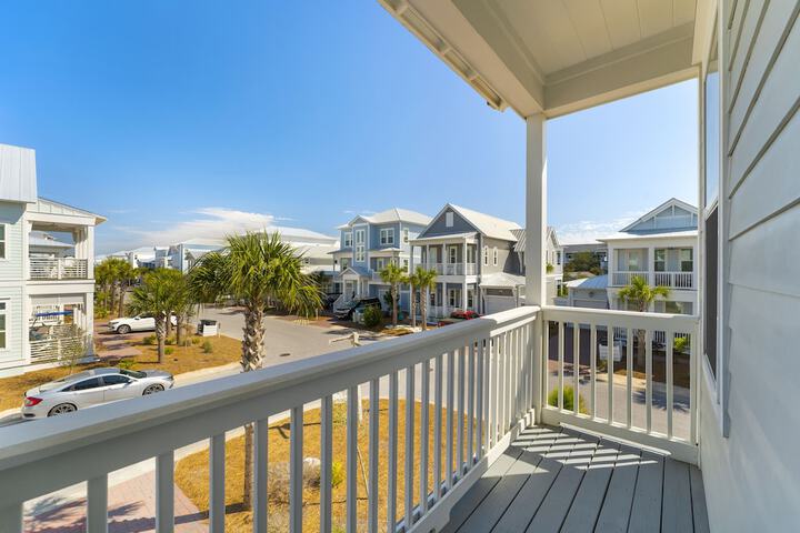 Prominence on 30A by Panhandle Getaways