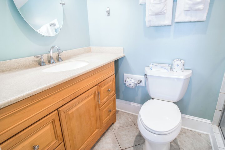 The Oceanfront Litchfield Inn