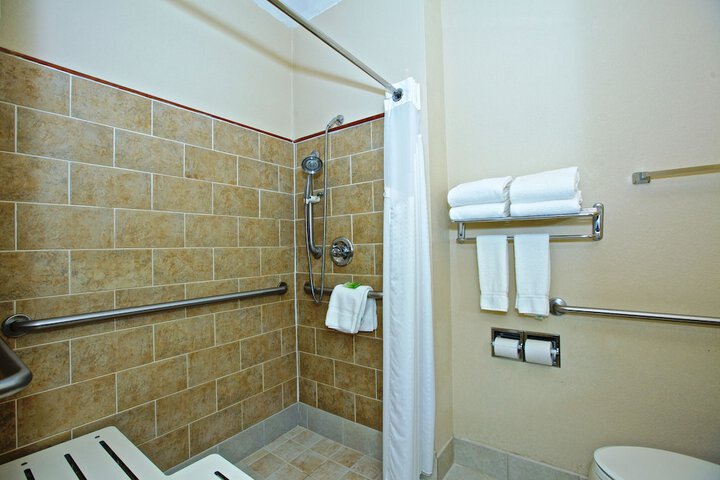 Room 13 of 49