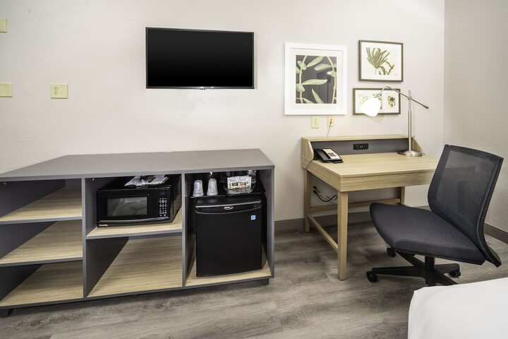 Country Inn & Suites by Radisson Stone Mountain, GA