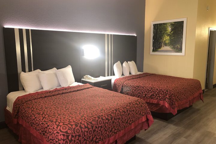 Room 13 of 24