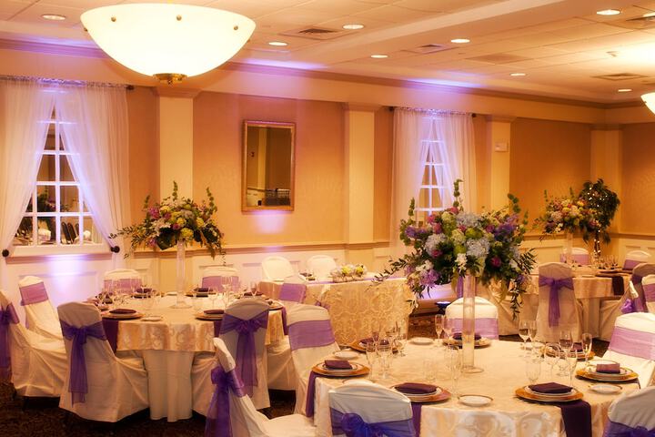 Ballroom/Hall 52 of 60
