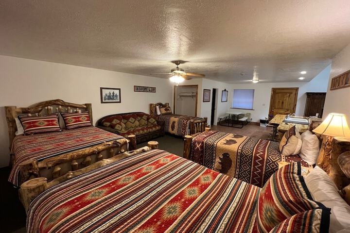 Room 53 of 110