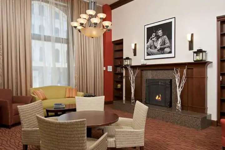 Hilton Garden Inn Milwaukee Downtown