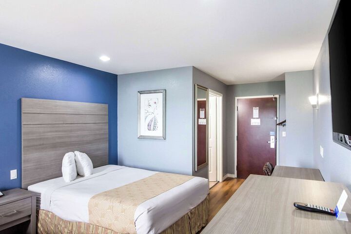 Room 20 of 30