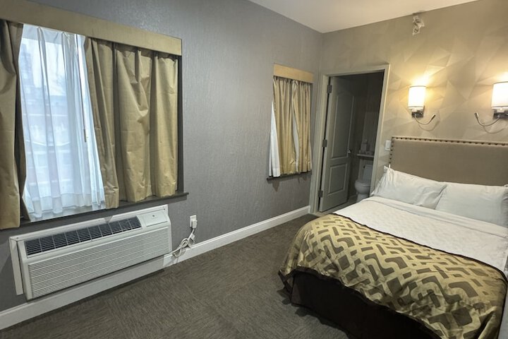 Room 39 of 45