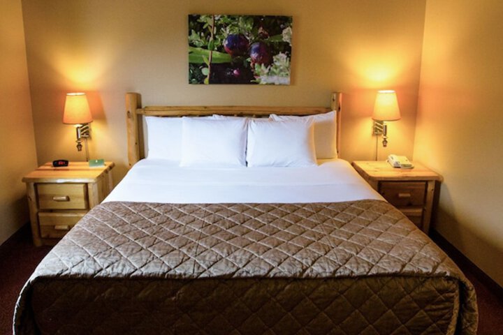 Cranberry Country Lodge