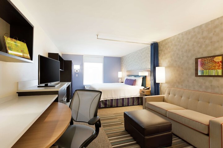 Room 14 of 24