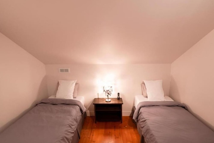 Room 42 of 53
