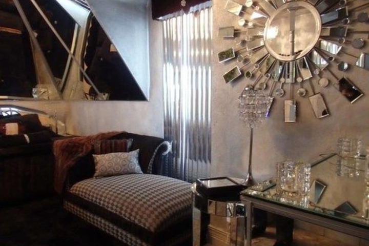 Room 22 of 42