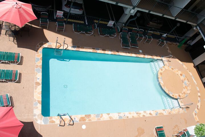 Pool 15 of 165