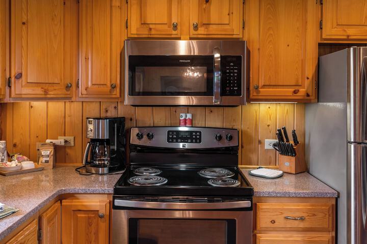 El Western Cabins & Lodges