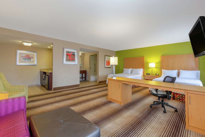 Room 8 of 26
