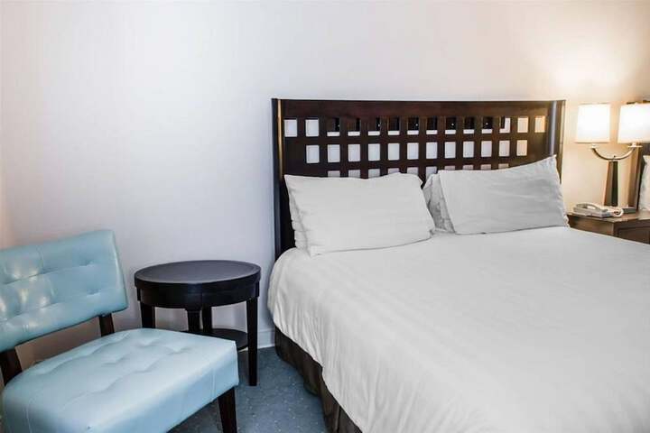 Room 20 of 38
