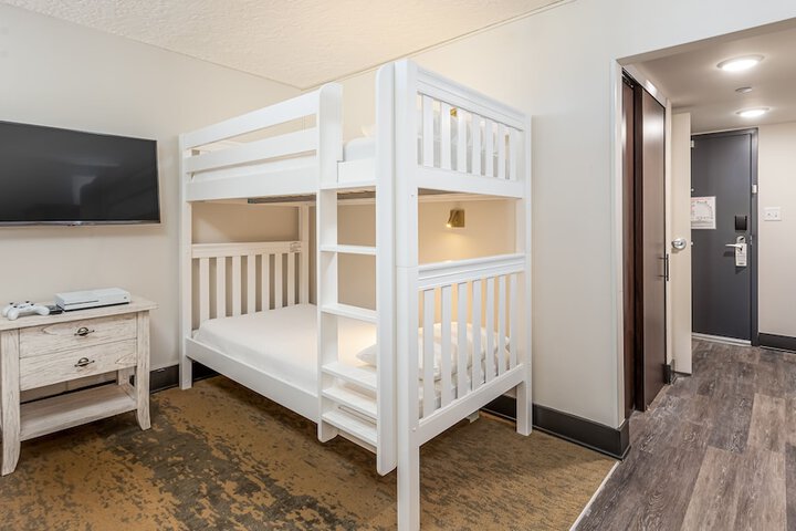 Holiday Inn Resort Panama City Beach by IHG