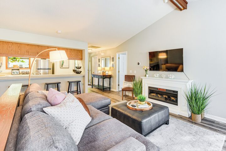 Pinehurst Home: Fire Pit BBQ + Golf Course View!