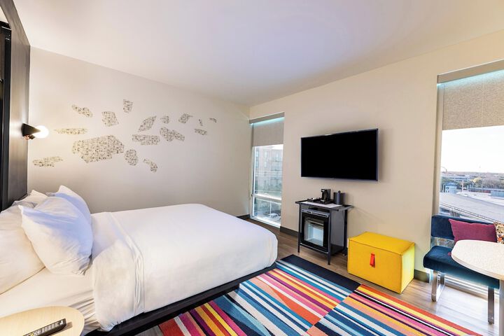 Aloft by Marriott Savannah Downtown Historic District