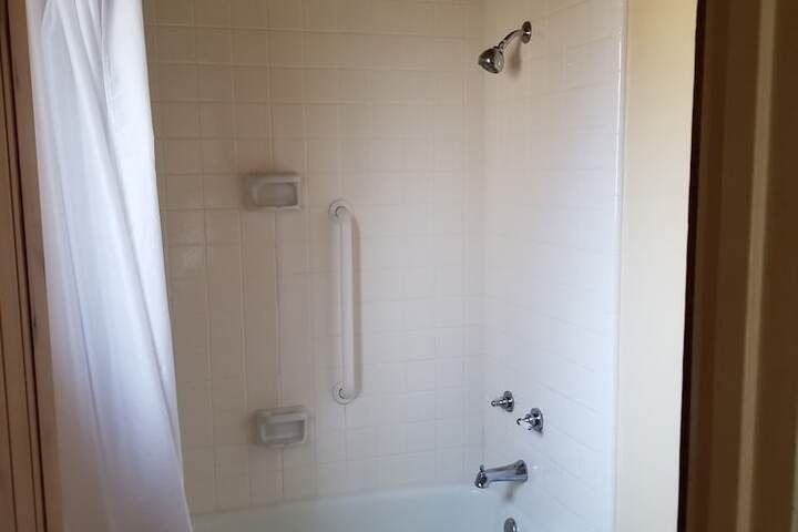 Room 30 of 53