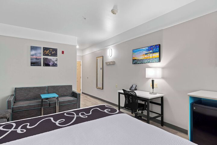 Room 46 of 115