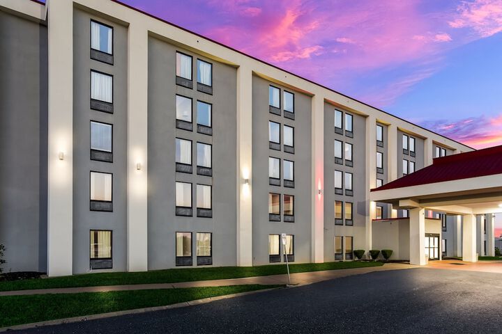 Hotel 3 of 39