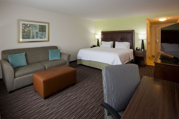 Hampton Inn & Suites Minneapolis West / Minnetonka